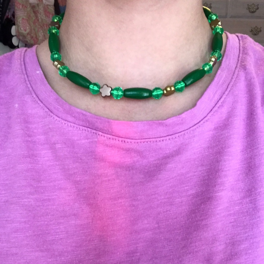 Green and gold necklace, handmade.